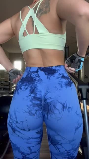 workout white girl big ass leggings hot video