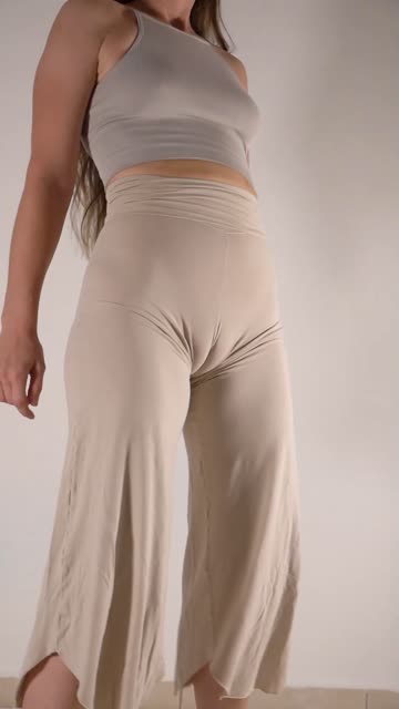 teen yoga onlyfans yoga pants 