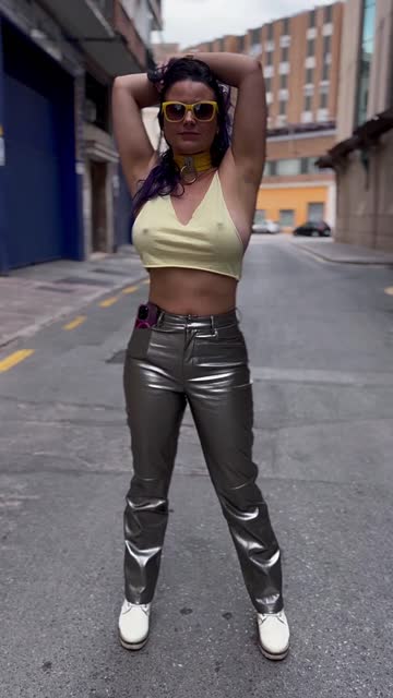 braless milf onlyfans public hot video