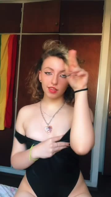nsfw onlyfans dancing porn video