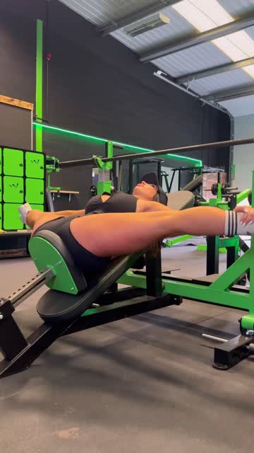 gym flexible pawg 
