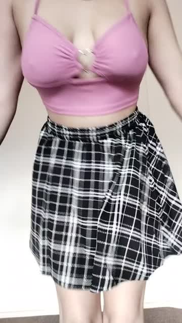 skirt cleavage top 