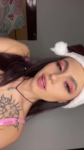 onlyfans teen christmas 19 years old latina 
