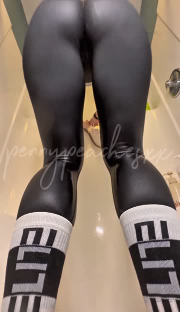 hotwife thick shower 