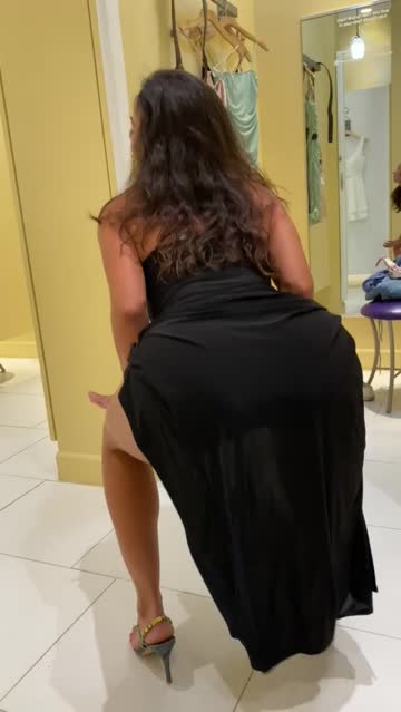 twerking booty dressing room dress hotwife porn video