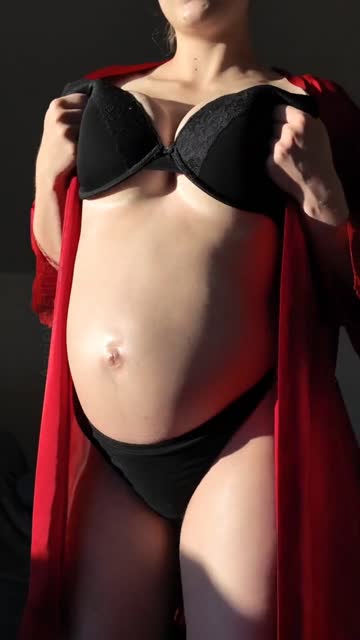 onlyfans tits pregnant 