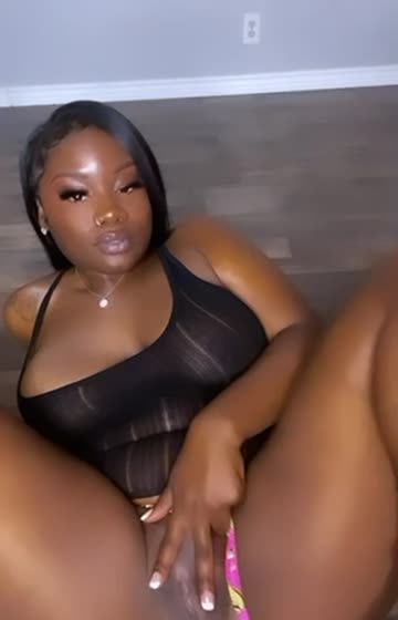 pretty thick ebony porn video