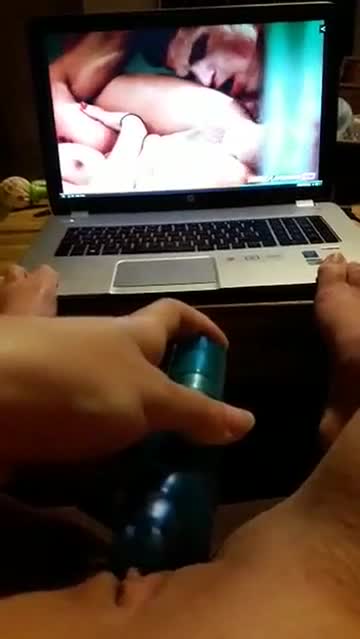 masturbating solo orgasm watchingporn hot video