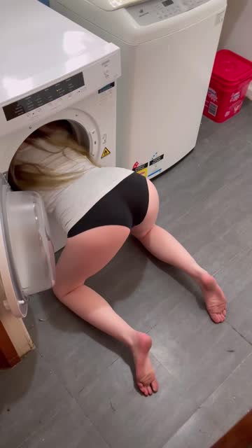blonde amateur ass 