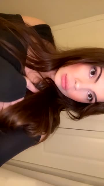 amateur ass big tits hot video