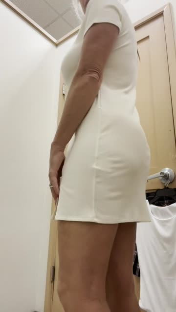 milf huge tits dress 