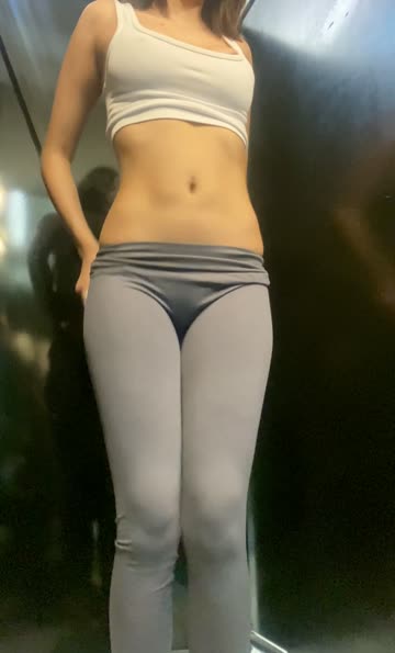 onlyfans yoga pants boobs nsfw video