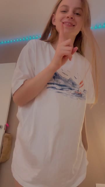 babe blonde onlyfans hot video