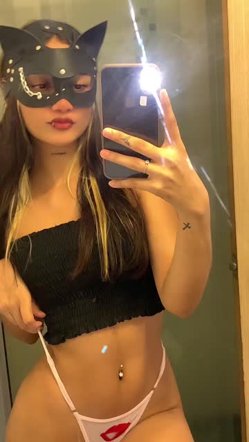 latina solo brunette porn video