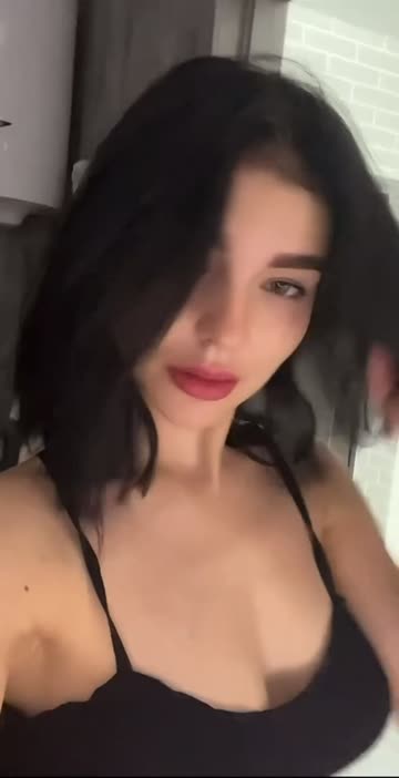 onlyfans model boobs brunette cute ukrainian porn video