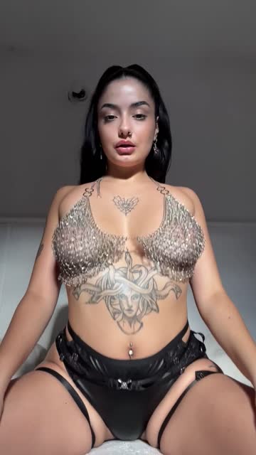 brunette cute big tits 