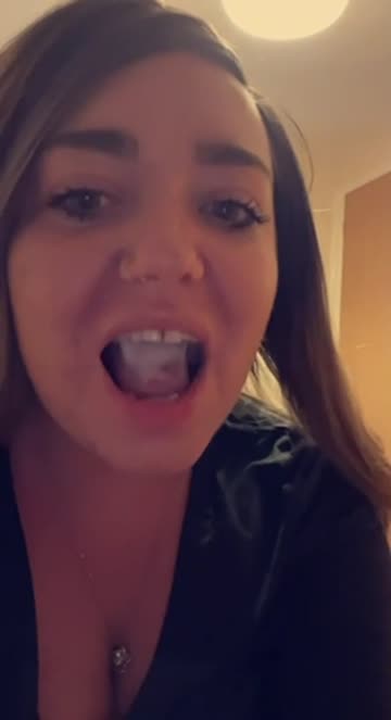 swallowing cum in mouth cum swallow xxx video