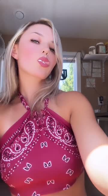 babe ass blonde natural tits free porn video