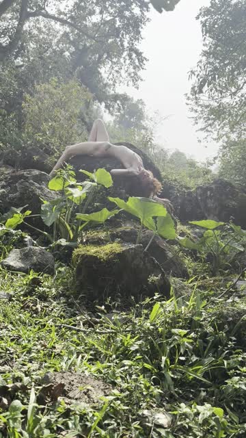 long legs naked outdoor redhead 