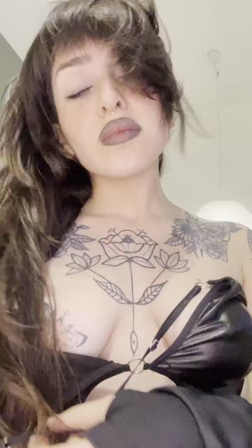 onlyfans big tits tits teen 