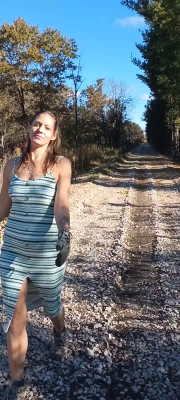 flashing milf natural tits amateur outdoor public xxx video