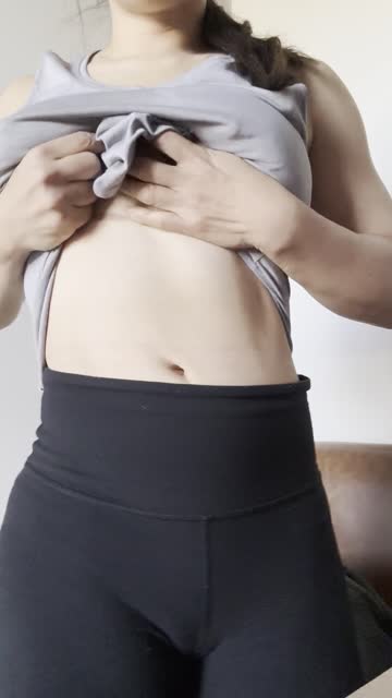 asian pokies see through clothing nipples big nipples muscular girl abs free porn video