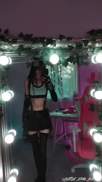 tifa lockhart strip cosplay striptease pussy sex video