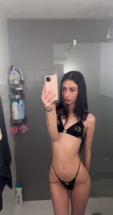 brunette teen ass natural tits latina 