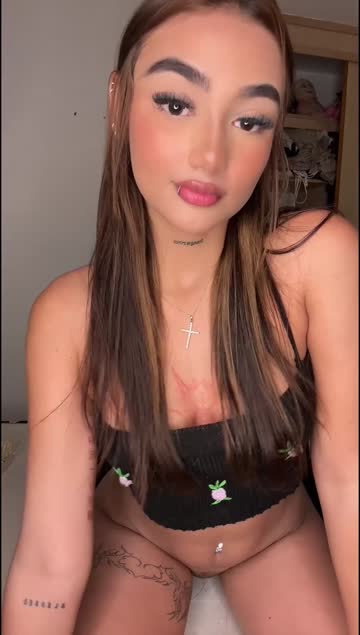 solo latina brunette porn video