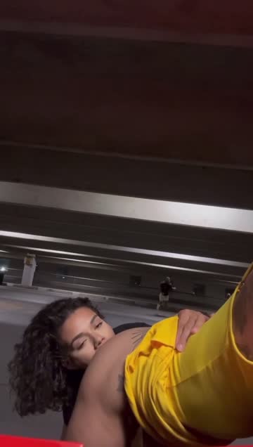 public groping r/justfriendshavingfun r/exposedtostrangers hot video