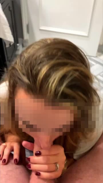 amateur homemade brunette milf deepthroat hot video