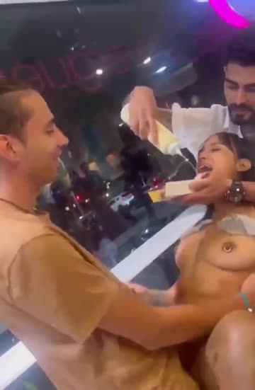 latina r/exposedtostrangers freeuse exposed free porn video