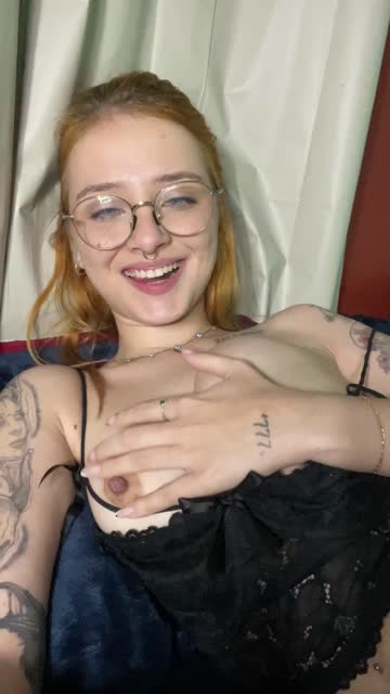 petite babe solo hot video