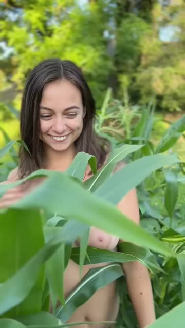 natural tits naked smile boobs natural xxx video