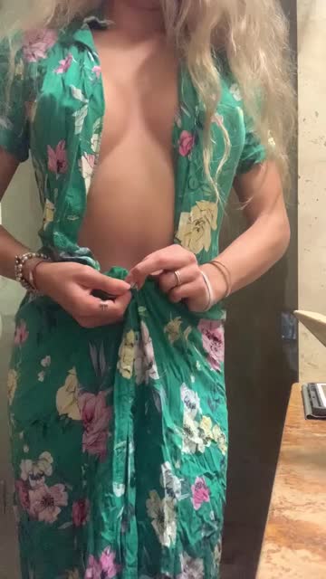 undressing amateur boobs latina pussy big tits petite porn video