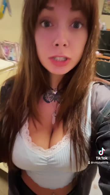 tiktok thot big tits tits nsfw video