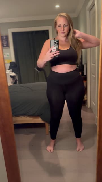 curvy yoga pants thick pawg nsfw video