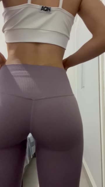 tease college 20 years old petite hot video