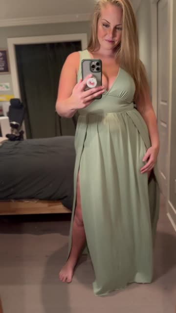 ass thick curvy milf clothed hot video