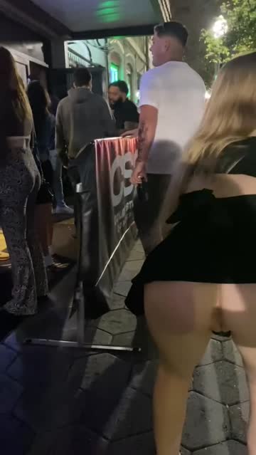 public ass flashing free porn video