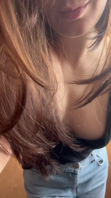 brunette amateur boobs petite tits hot video