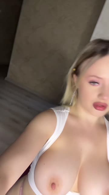blonde homemade natural tits hot video