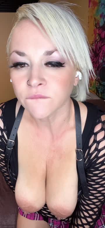 blonde big tits amateur milf xxx video