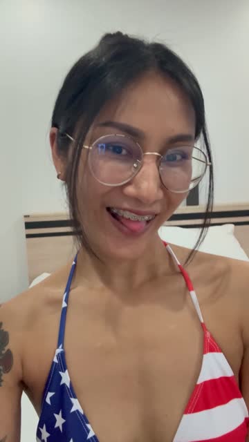 tiny asian r/asiansgonewild 