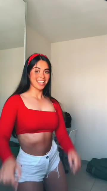 twerking israeli booty top shorts dancing tiktok hot video