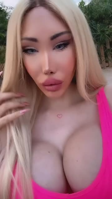 public fake tits fake boobs big tits girlfriend free porn video