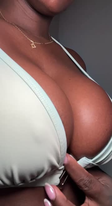 boobs ebony big tits hot video