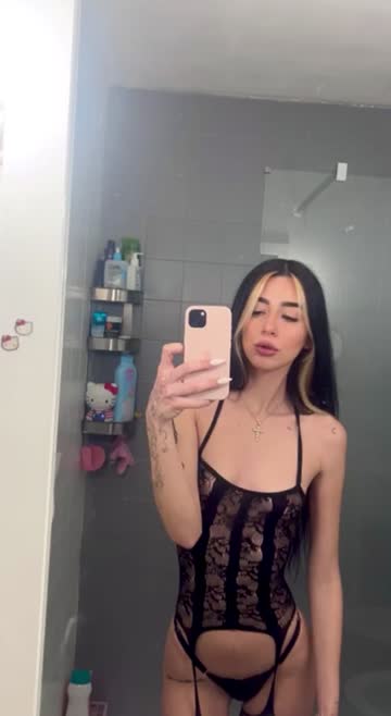 petite teen onlyfans cute 