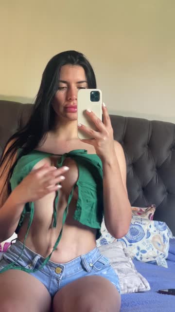 amateur milf latina big tits nsfw video