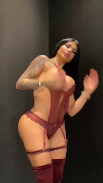 latina fake boobs brunette porn video